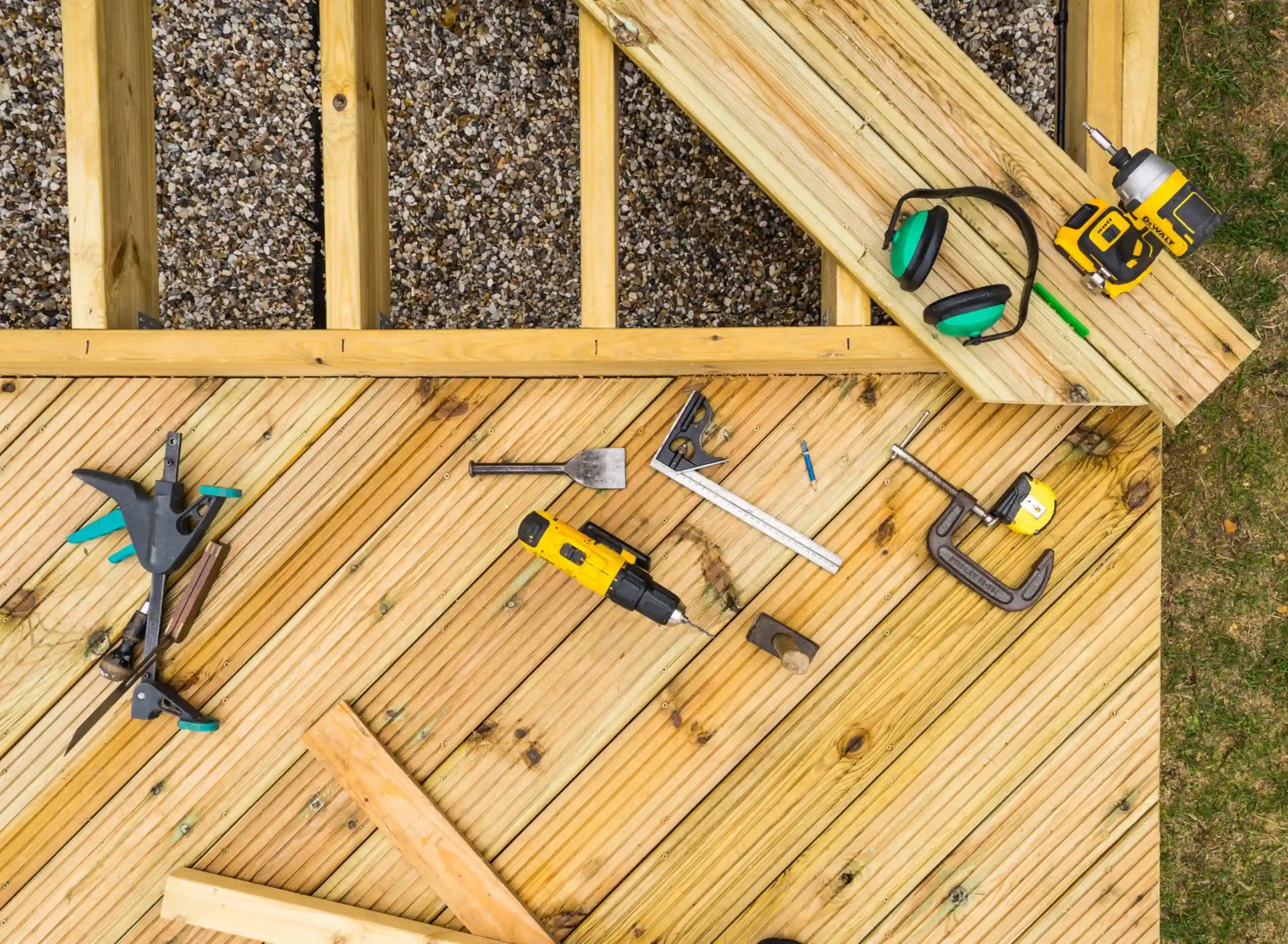 roof-repair-in-suburban-home-construction-2026-03-11-04-23-29-utc-scaled (2) roof-repair-in-suburban-home-construction-2026-03-11-04-23-29-utc-scaled (2)